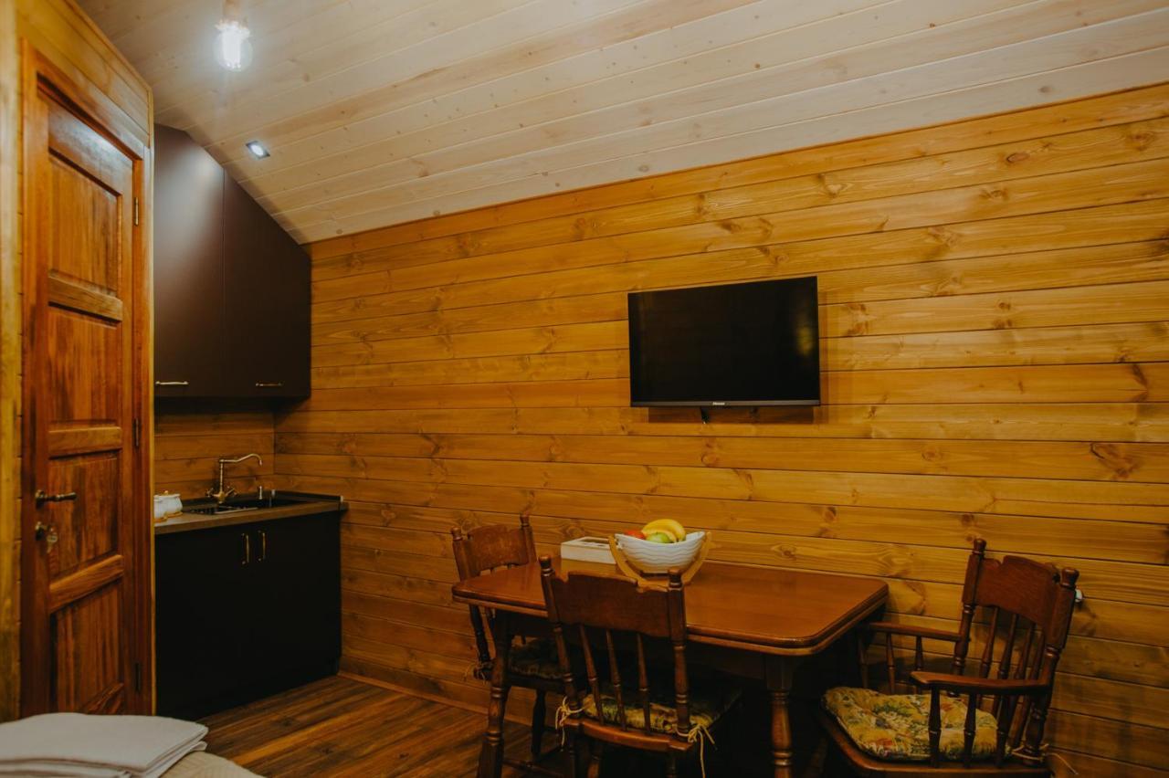 Wanderholic Hotel Telavi Luaran gambar