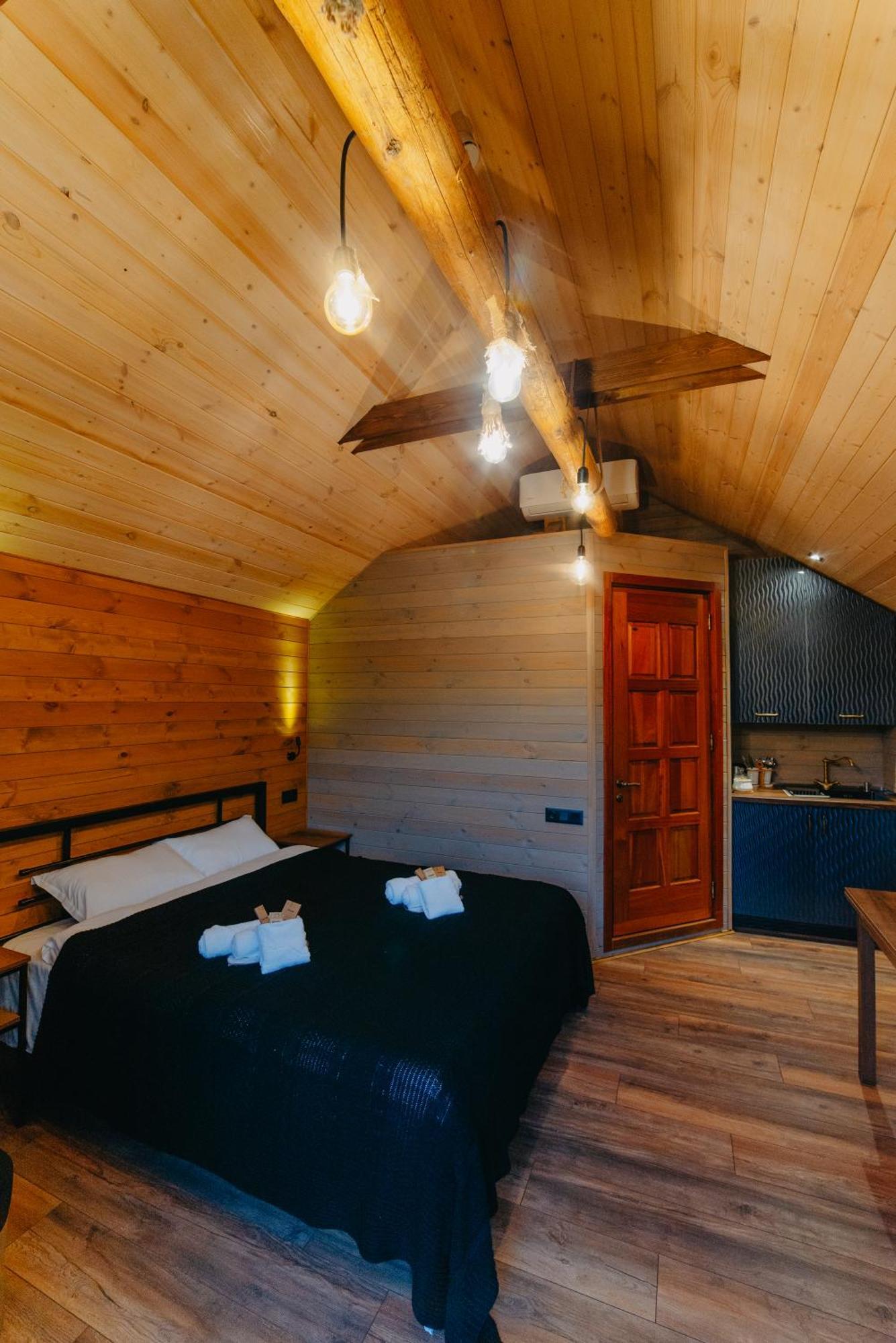 Wanderholic Hotel Telavi Luaran gambar
